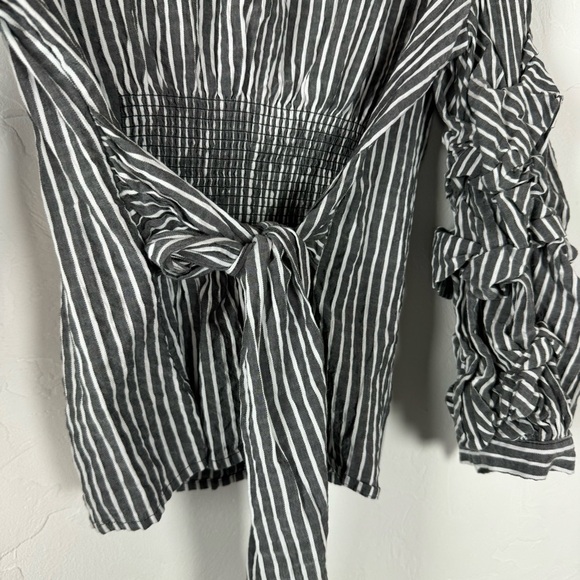 WHBM White House Black Market Blouse Top Popover Knit Seersucker Striped‎ Cotton - Picture 3 of 7
